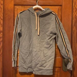 gray sweatshirt from arizona jean co.! selling bc it doesn't fit anymore!